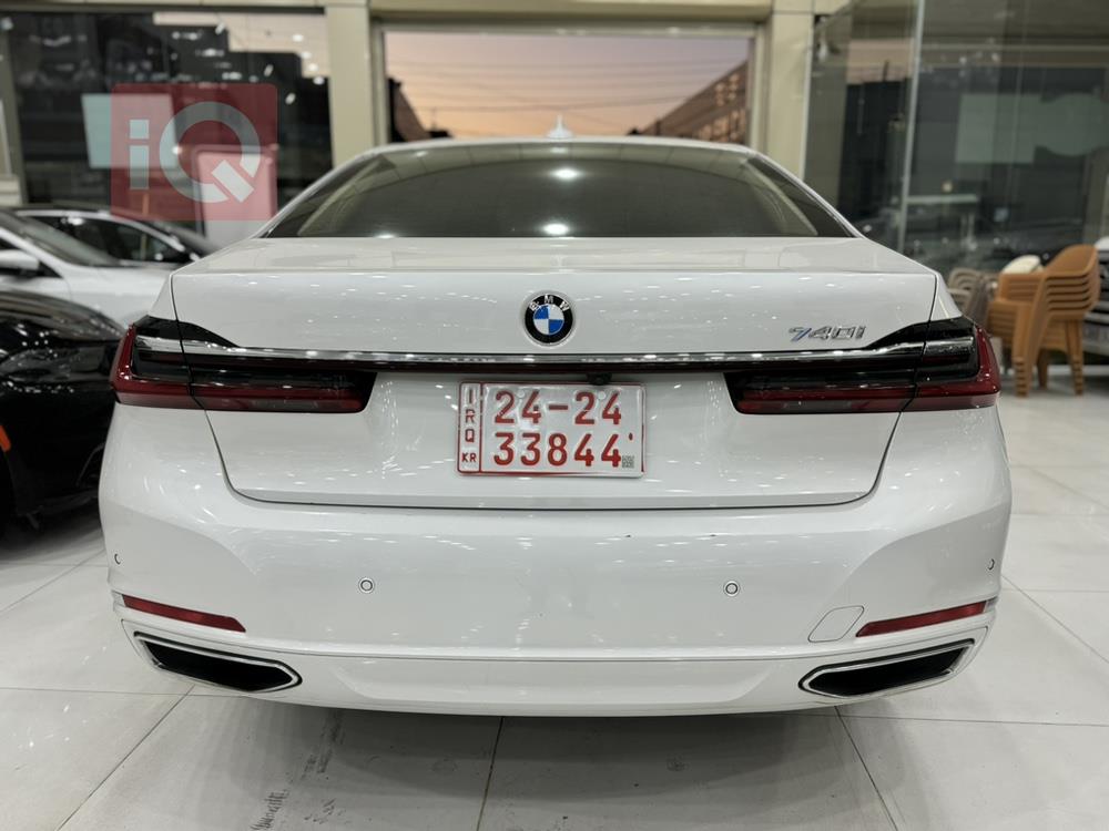 BMW 7-Series